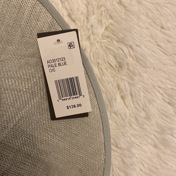 BELLISSIMA MILLINERY COLLECTION
Bow Sinamay Hatinator Hairslide one size green - Picture 5 of 8